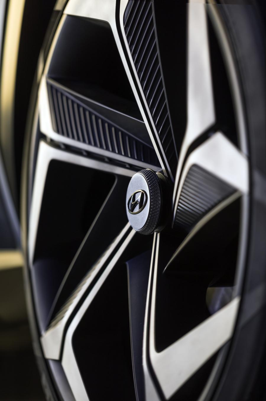 Колеса Hyundai Vision T Concept 2019 года  (фото 63 из 82)